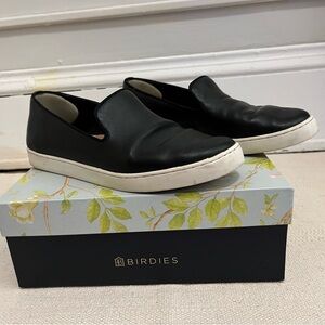 Birdies The Swift Women’s Black Leather Slip-Ons